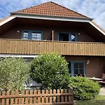 Strandhuepfer Auf Der Insel Fehmarn Petersdorf auf Fehmarn
