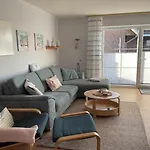 Strandhuepfer Auf Der Insel Fehmarn דירה *