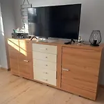 Strandhuepfer Auf Der Insel Fehmarn *