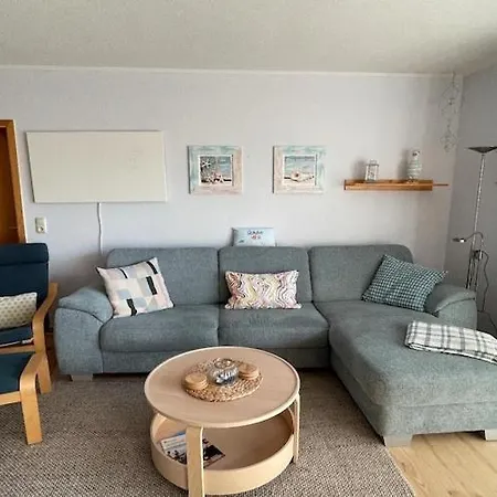 Strandhuepfer Auf Der Insel Fehmarn Apartment